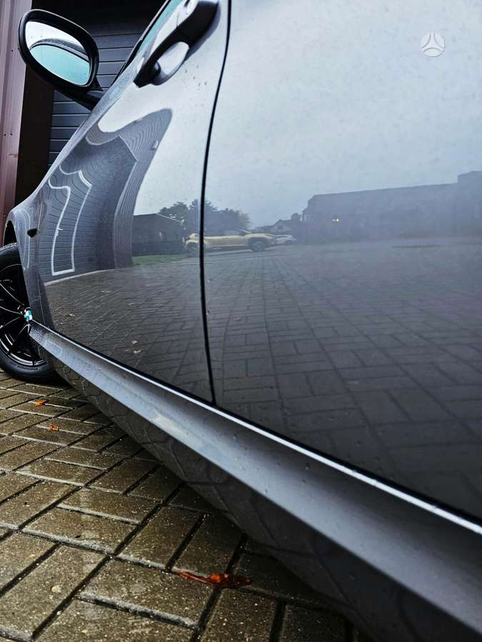 BMW 320 2011 — photo 21