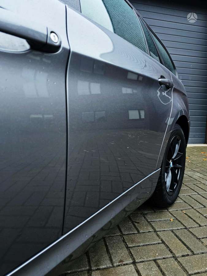 BMW 320 2011 — photo 36
