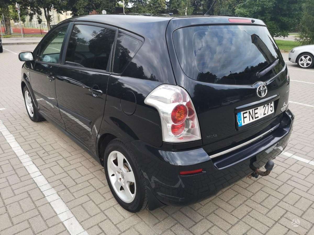 Toyota Corolla 2005 — engine 1800 cm³