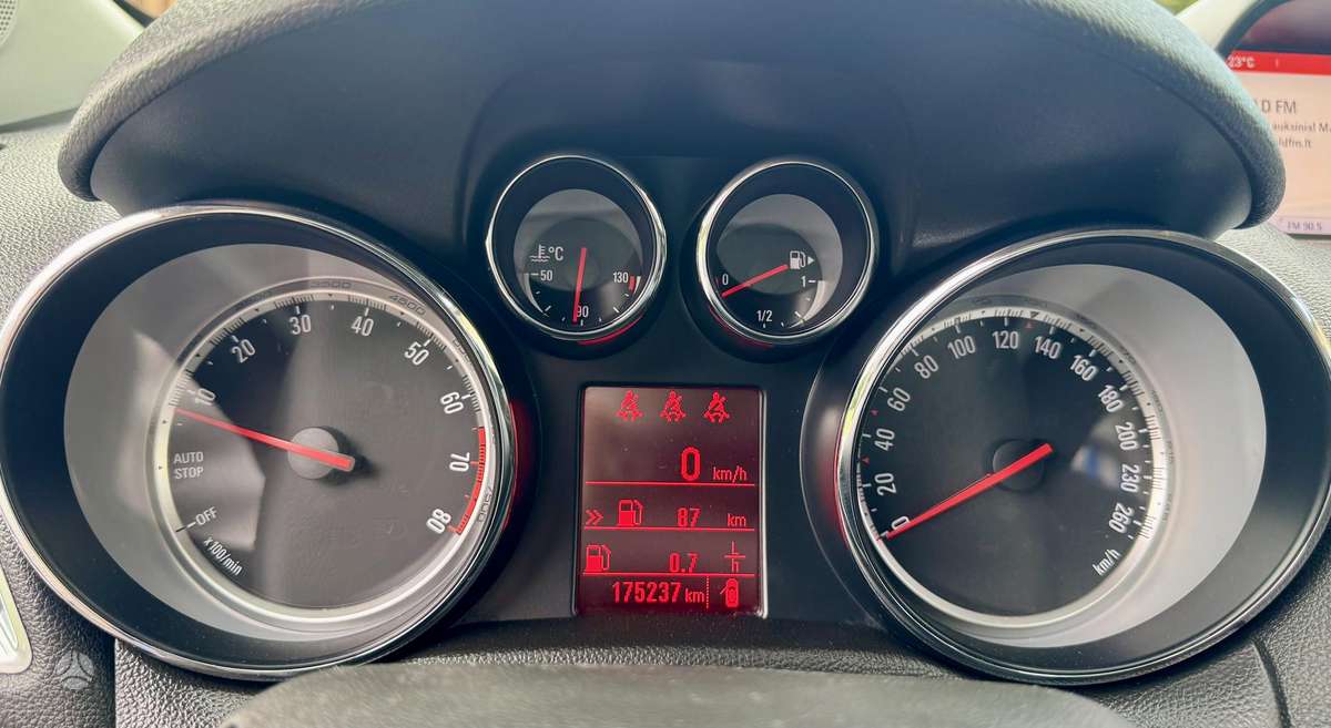 Opel Mokka 2014 — photo 20