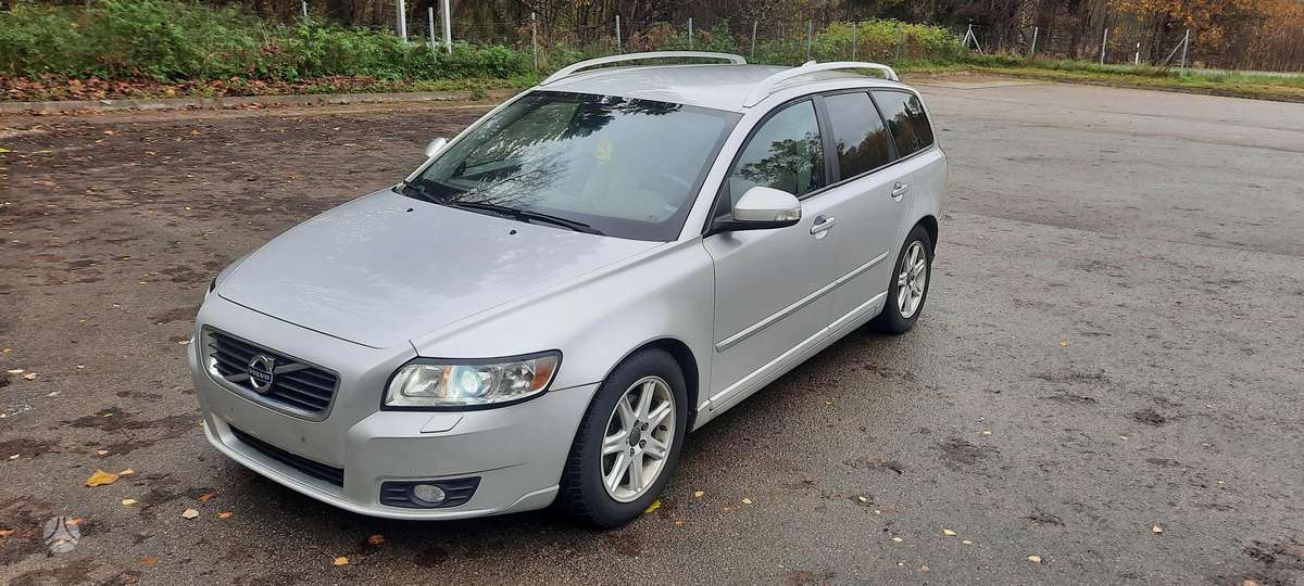 Volvo V50, 2011