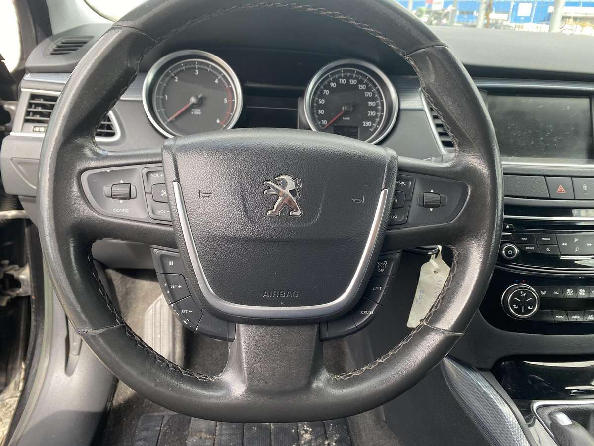 Peugeot 508 2014 — photo 14
