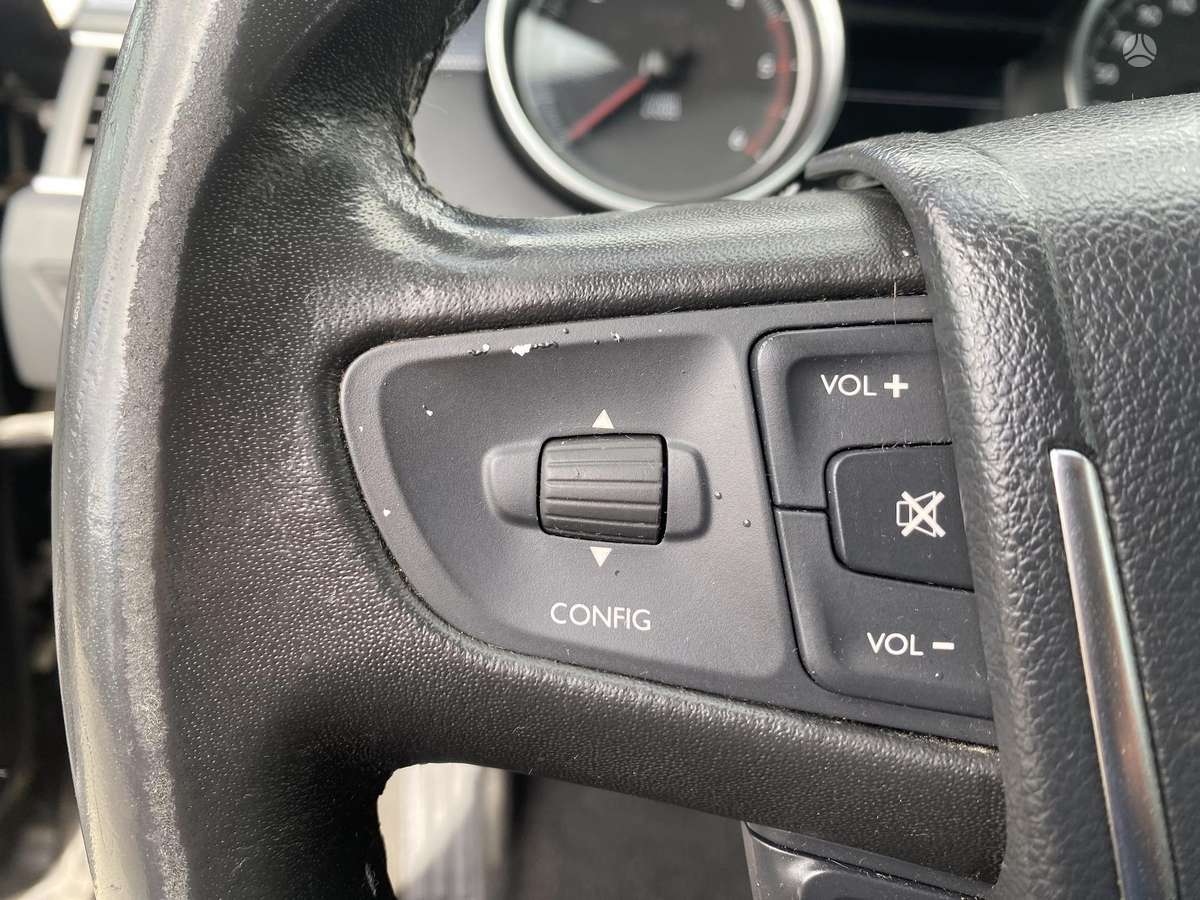 Peugeot 508 2014 — photo 15