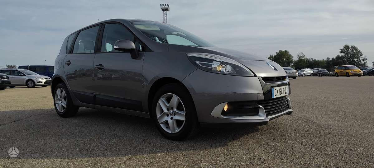 Renault Scenic 2012 — photo 7