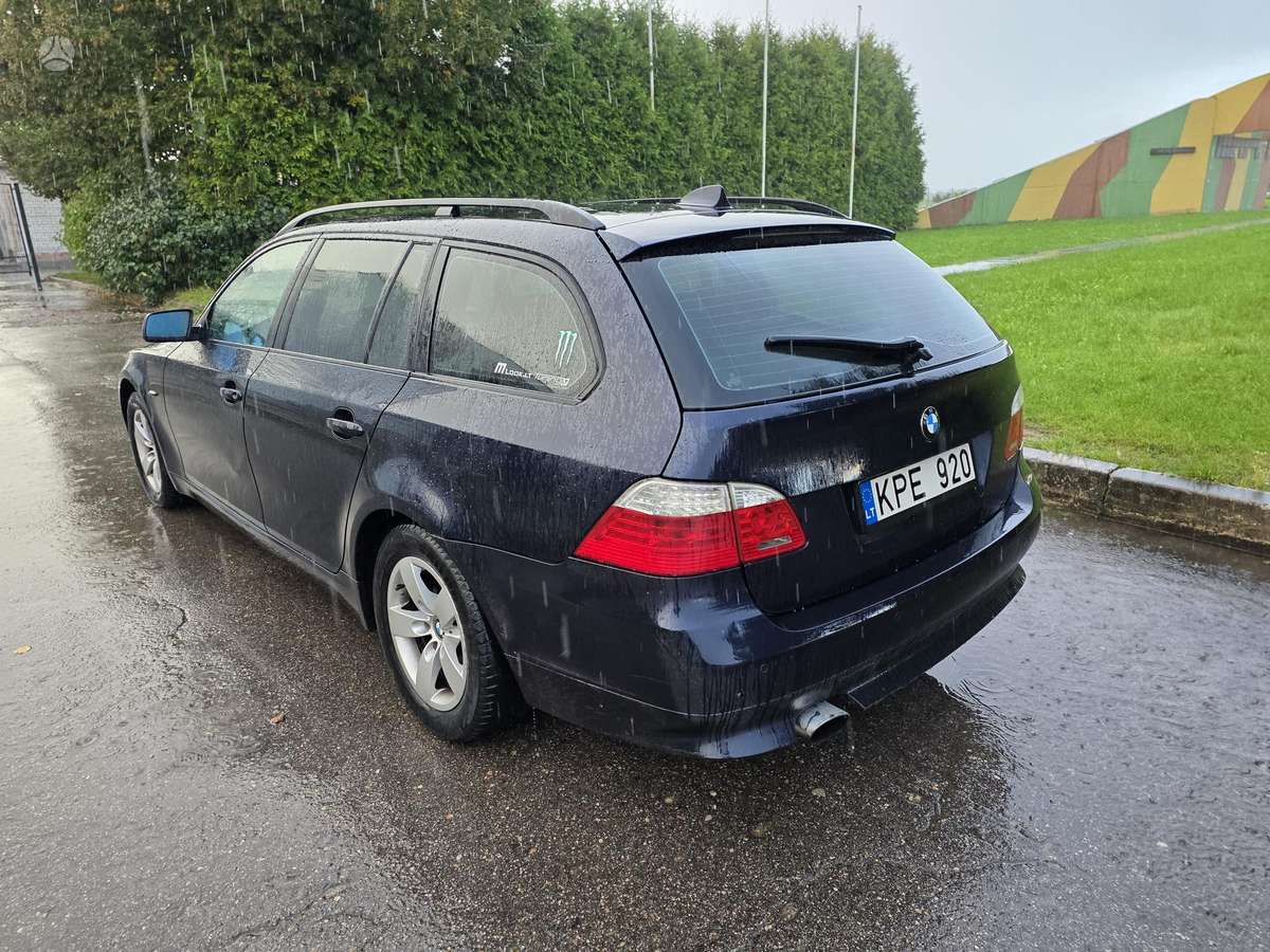 BMW 520 2008 — двигун 2000 cm³, 177 HP (130kW)