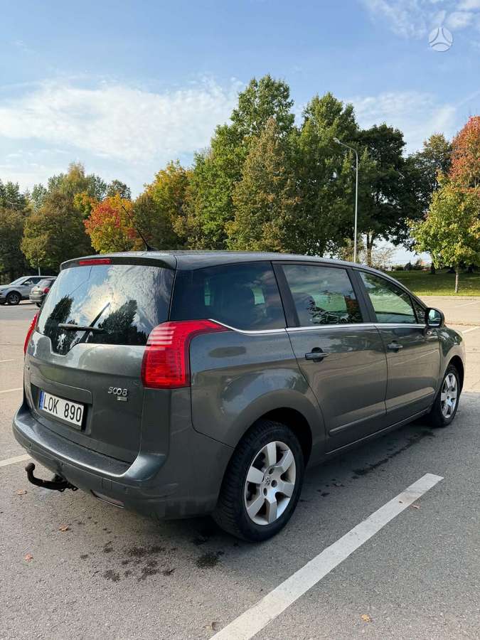 Peugeot 5008 2013 — photo 6