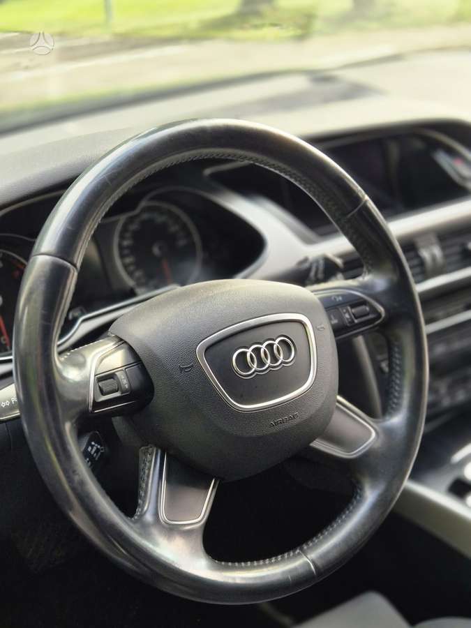 Audi A4 2013 — photo 15