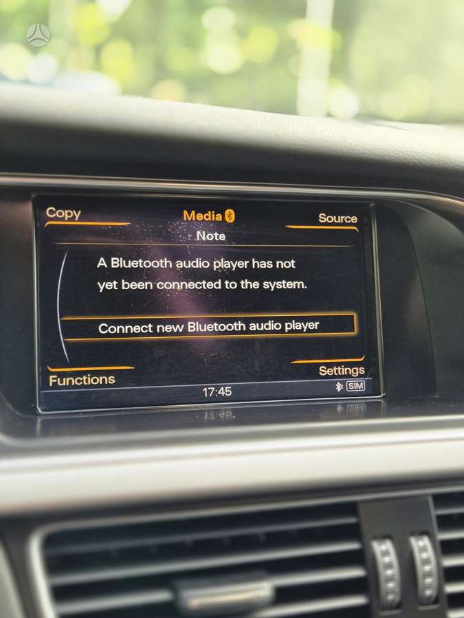 Audi A4 2013 — photo 25