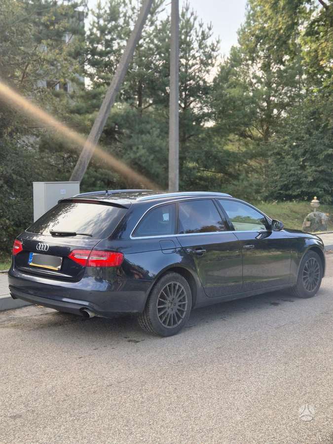 Audi A4 2013 — photo 6