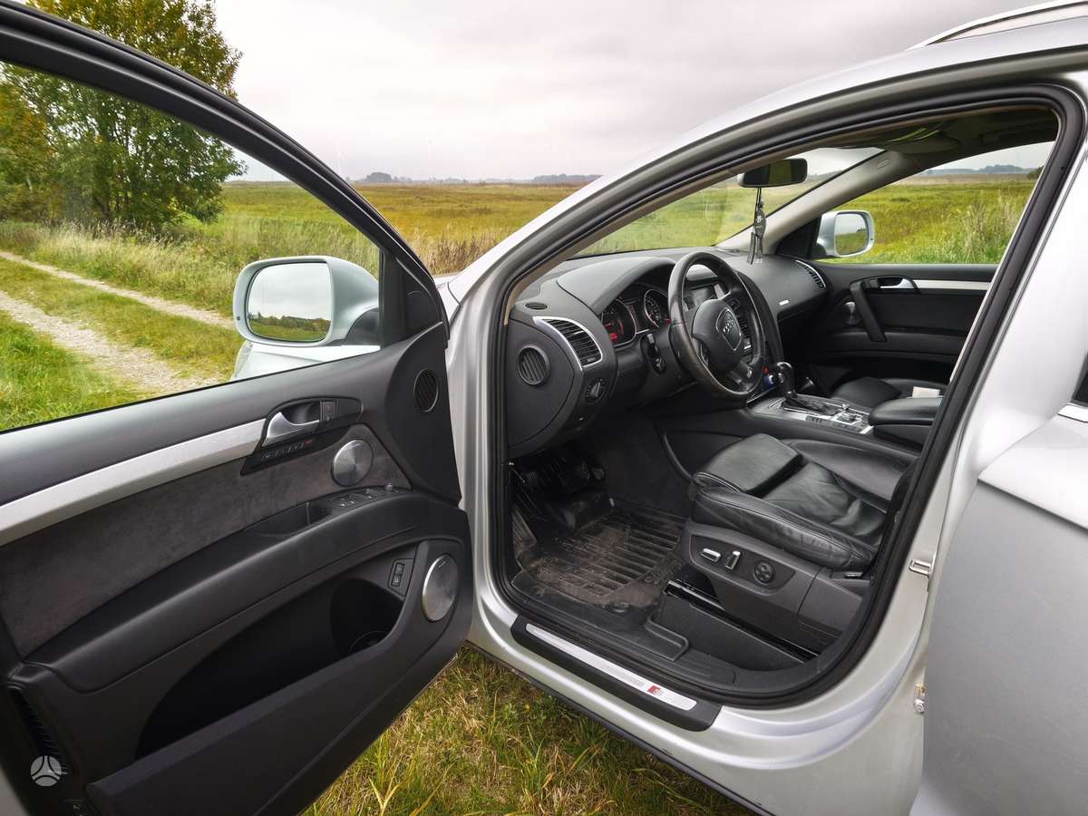 Audi Q7 2007 — photo 11