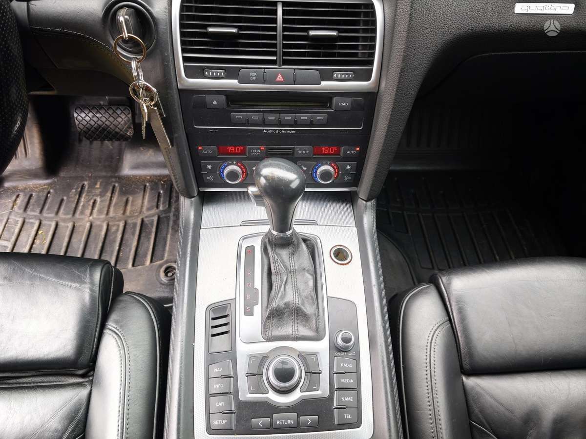 Audi Q7 2007 — photo 15