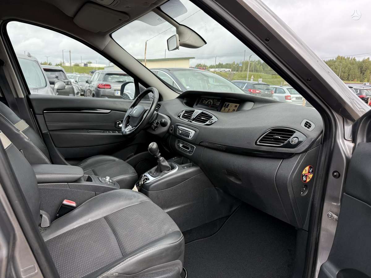 Renault Grand 2013 — photo 10