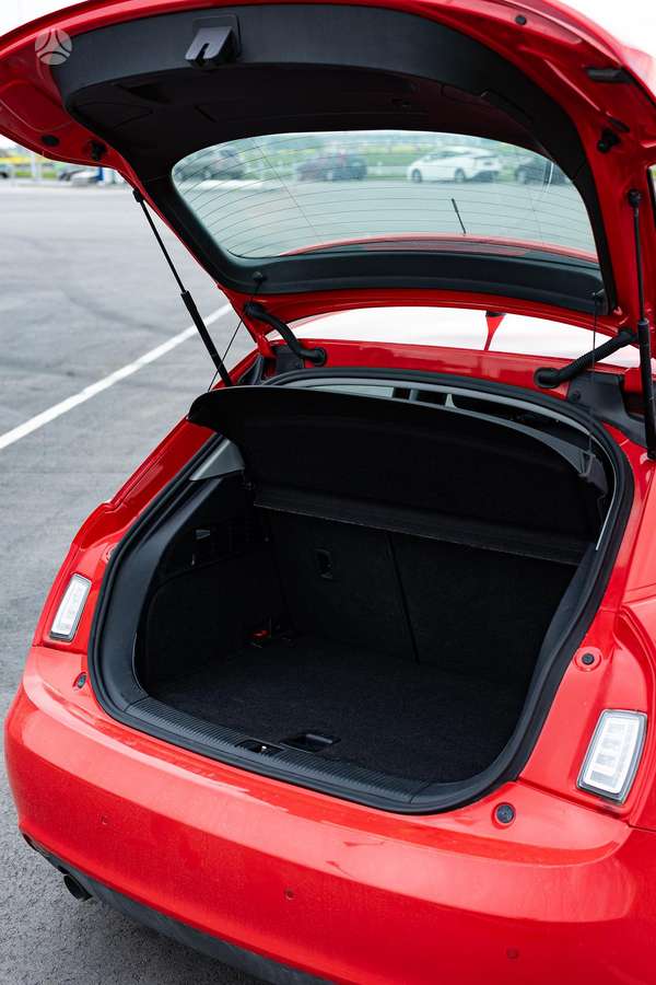 Audi A1 2012 — photo 10