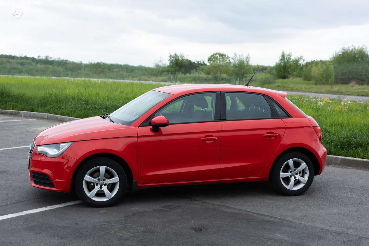 Audi A1 2012 — interior
