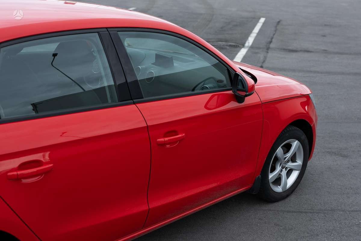 Audi A1 2012 — photo 5