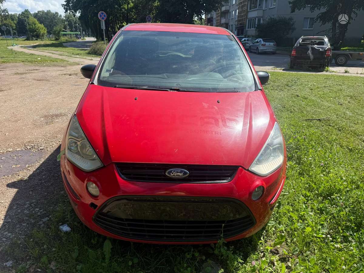Ford S-MAX 2013 — photo 6