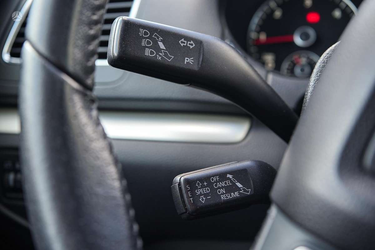 Seat Alhambra 2014 — photo 21
