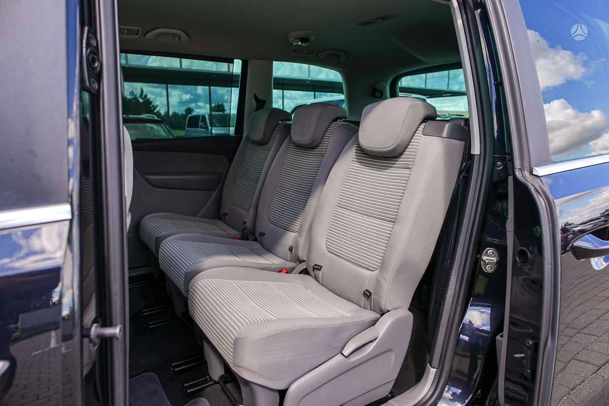 Seat Alhambra 2014 — photo 25