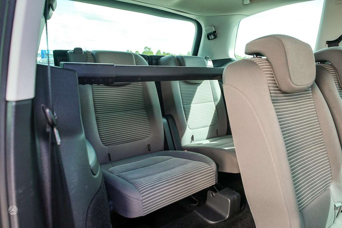 Seat Alhambra 2014 — photo 29