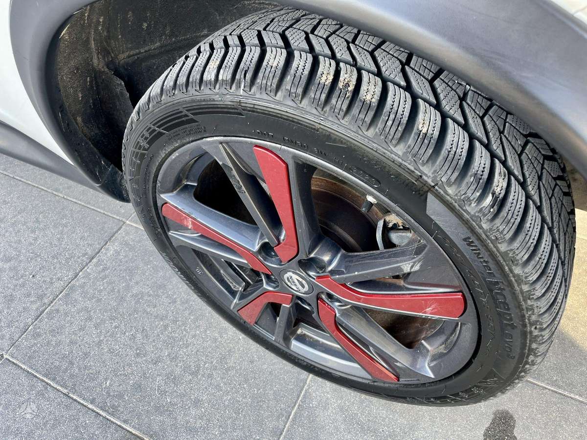 Nissan Juke 2014 — photo 22
