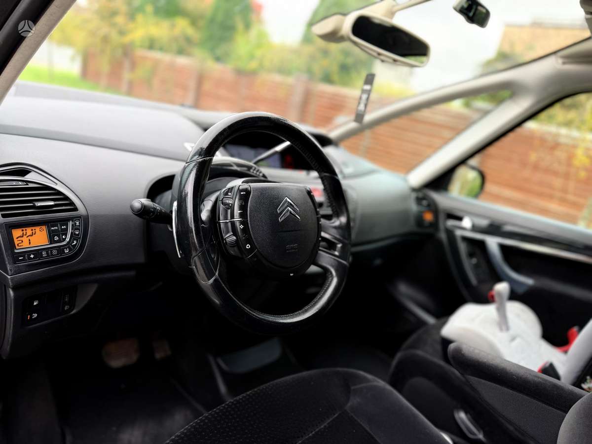 Citroen C4 2008 — photo 5