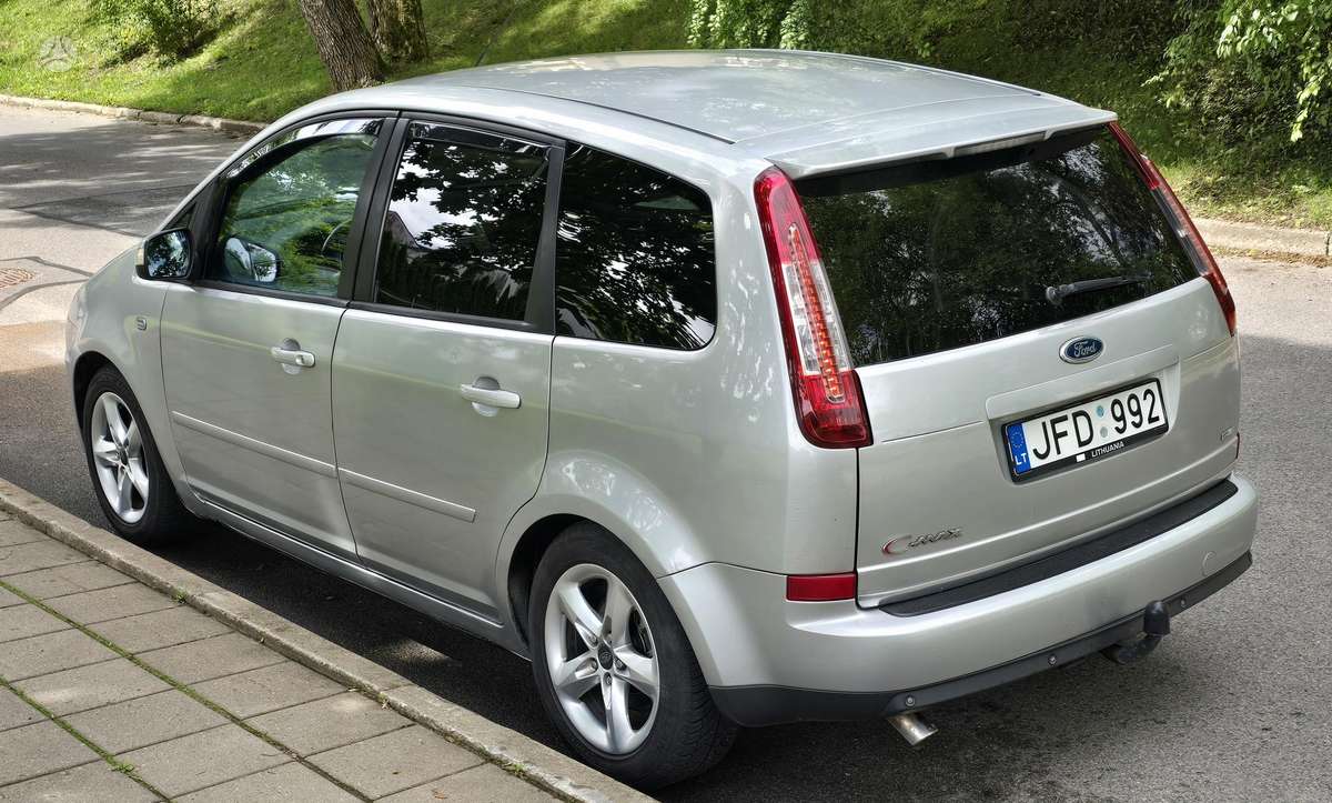 Ford C-MAX 2009 — interior