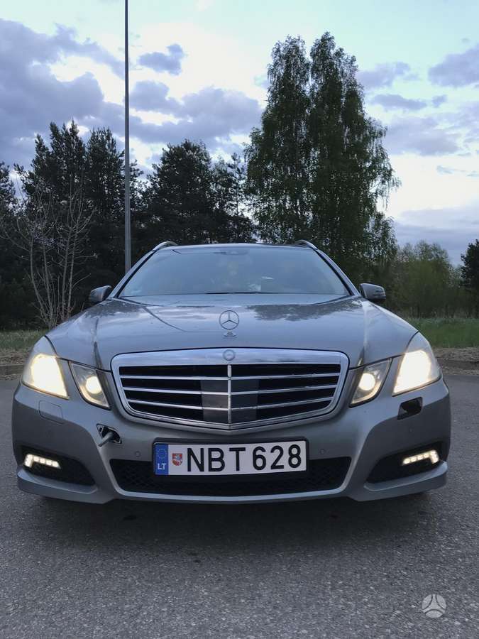 Mercedes-Benz E220 2011 — engine 2143 cm³, 170 HP (125kW)