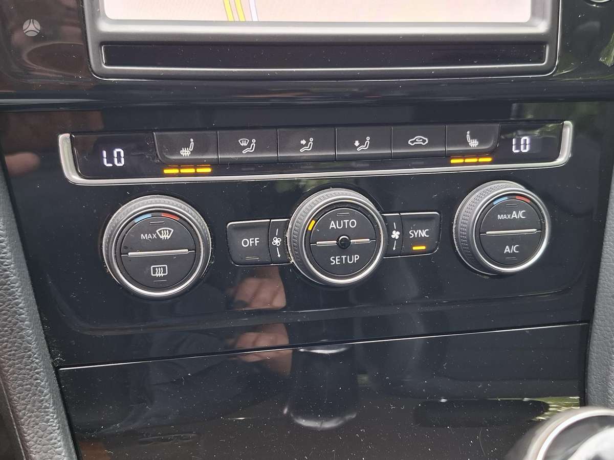 Volkswagen Golf 2013 — photo 20