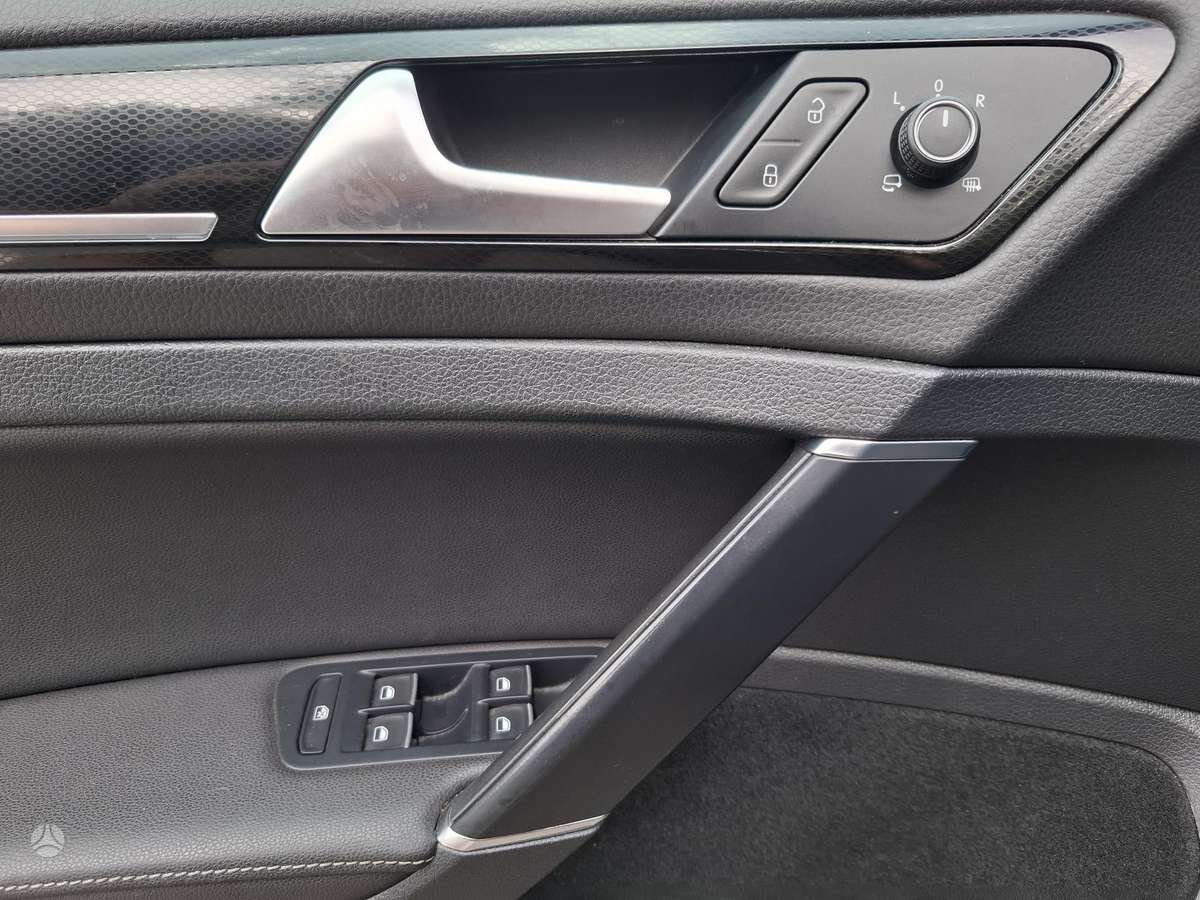 Volkswagen Golf 2013 — photo 25