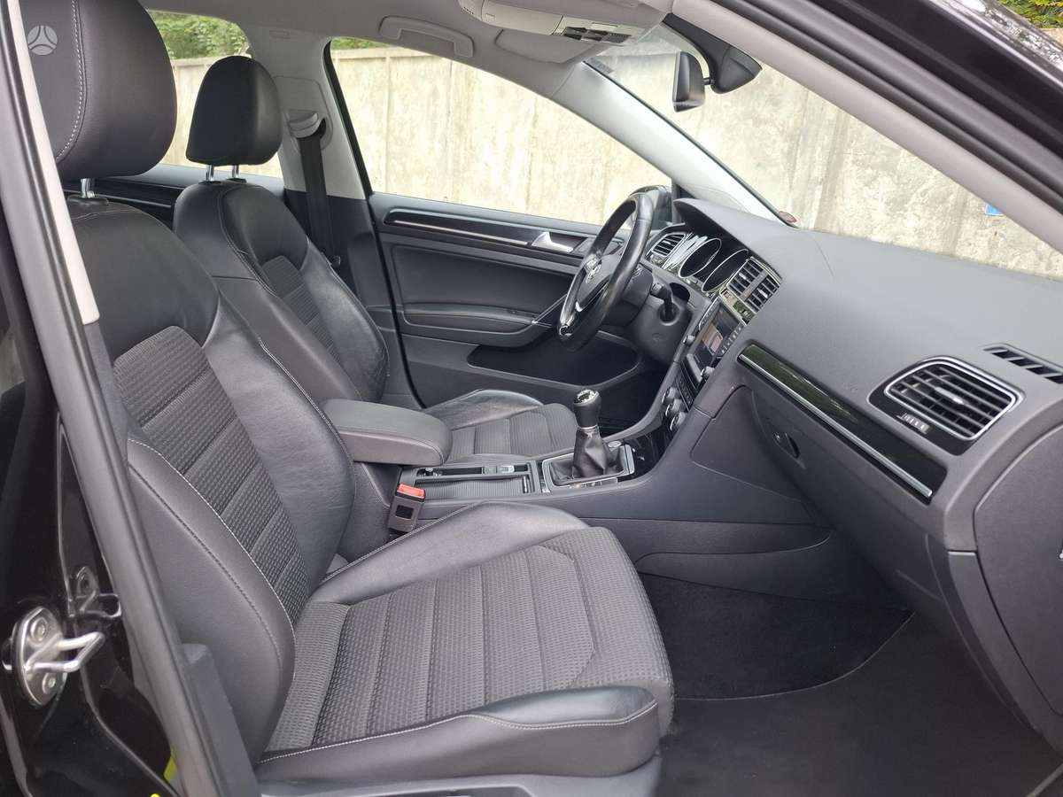 Volkswagen Golf 2013 — photo 29