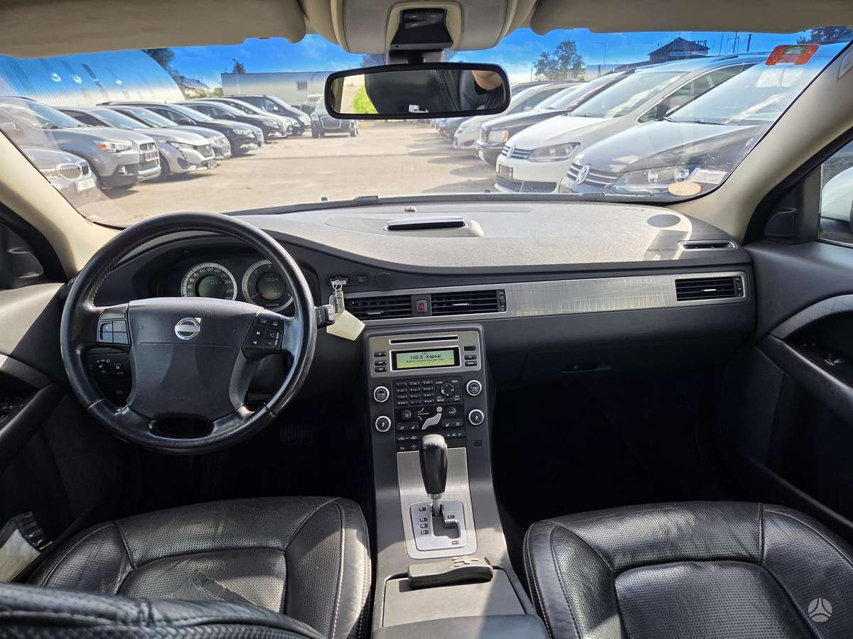 Volvo XC70 2009 — photo 10
