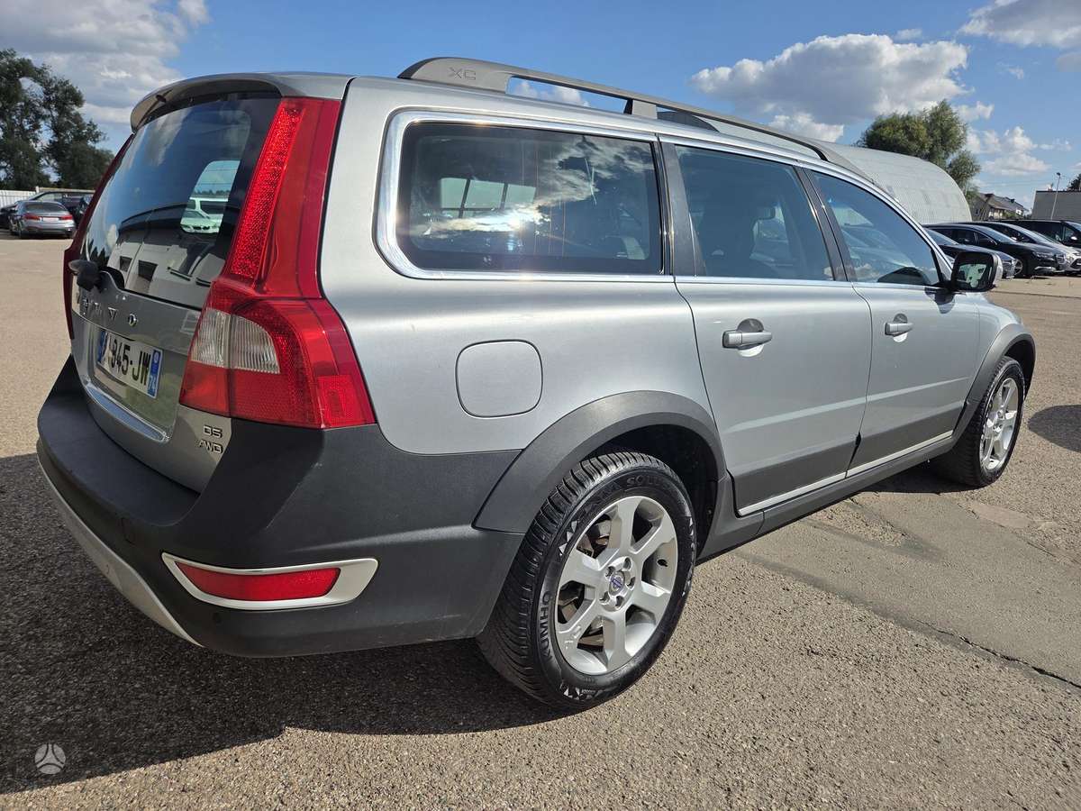 Volvo XC70 2009 — photo 6