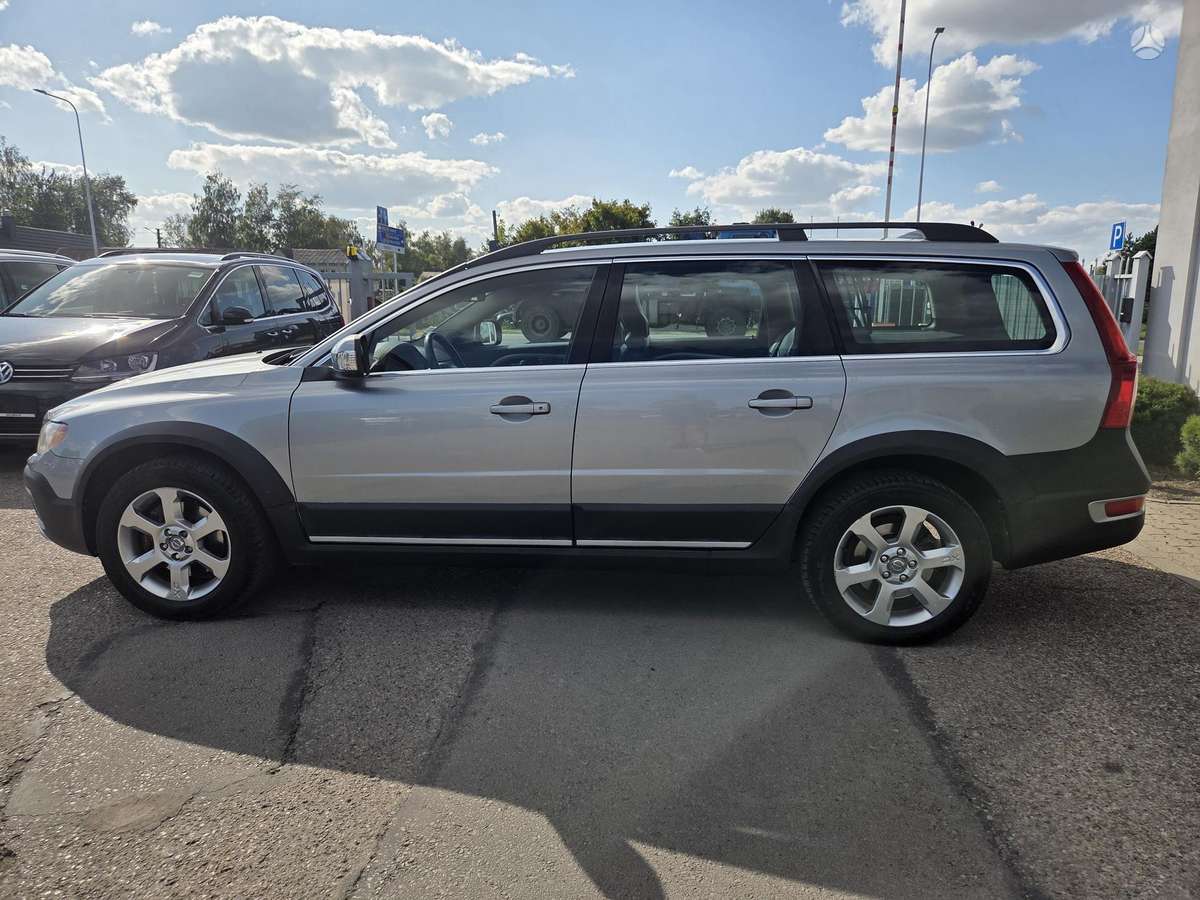 Volvo XC70 2009 — photo 9