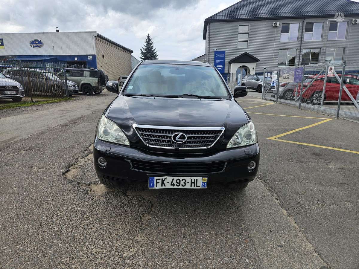 Lexus RX 2006 — салон