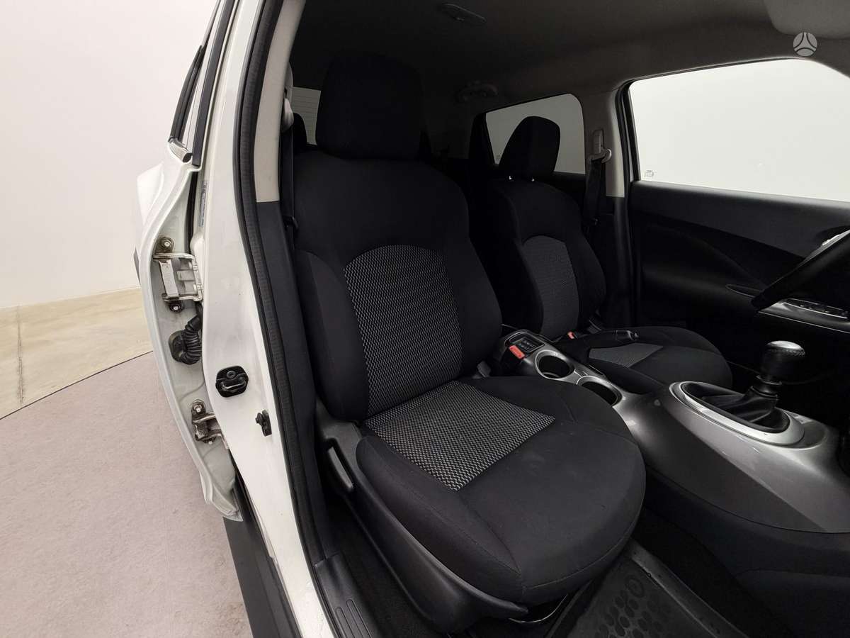 Nissan Juke 2015 — фото 16
