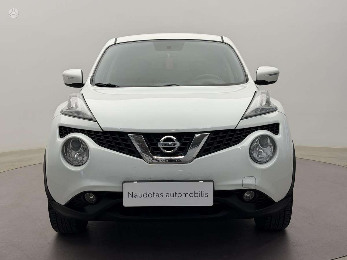 Nissan Juke 2015 — вигляд ззаду