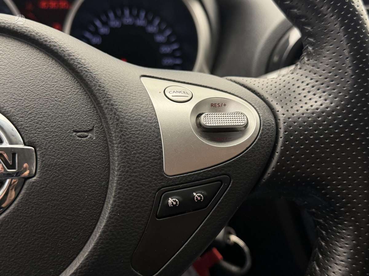 Nissan Juke 2015 — фото 21