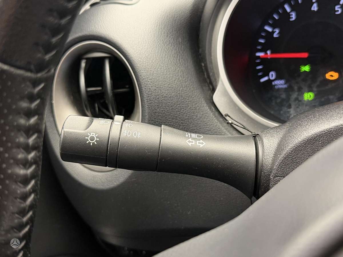 Nissan Juke 2015 — фото 22