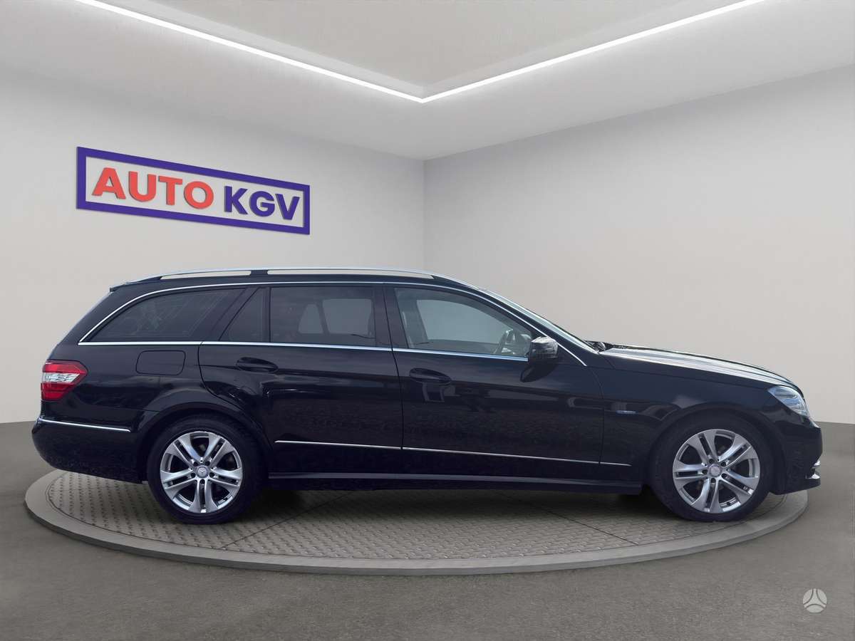 Mercedes-Benz E200 2011 — photo 6