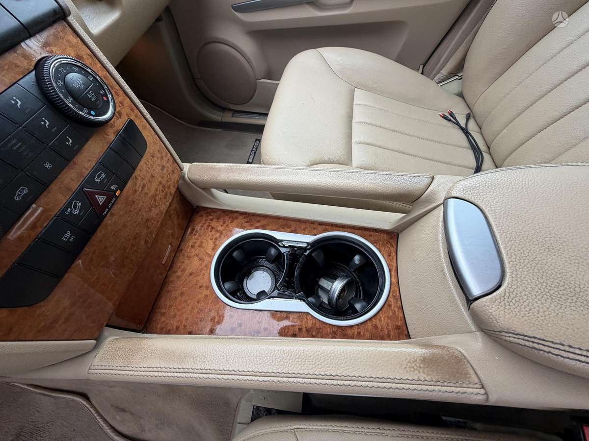 Mercedes-Benz ML350 2008 — photo 9