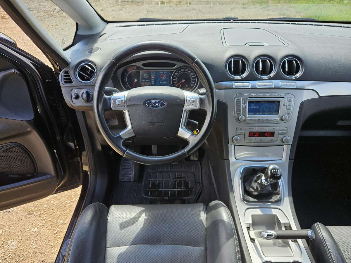 Ford S-MAX 2008 — photo 10