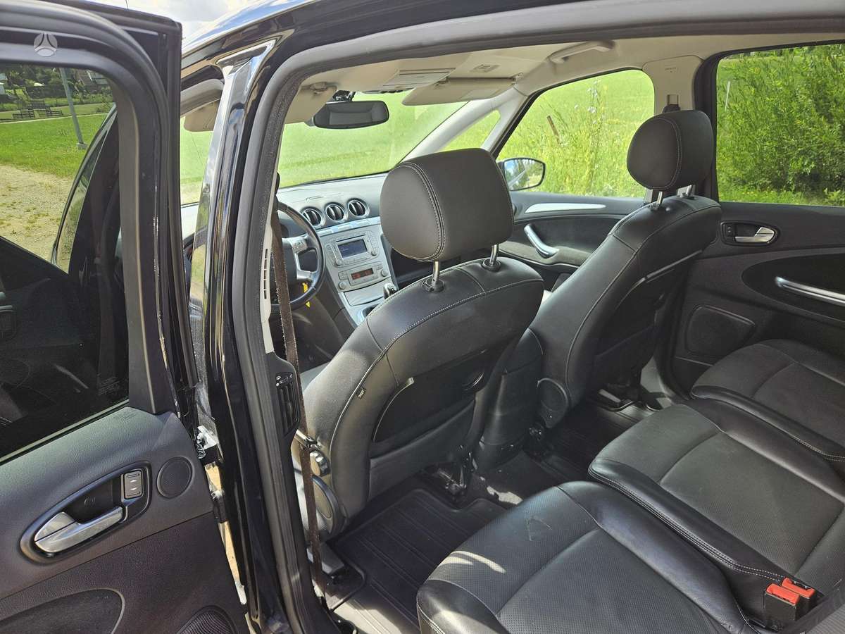 Ford S-MAX 2008 — photo 12