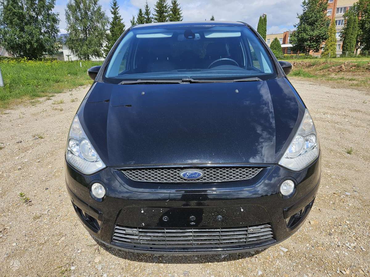 Ford S-MAX 2008 — rear view