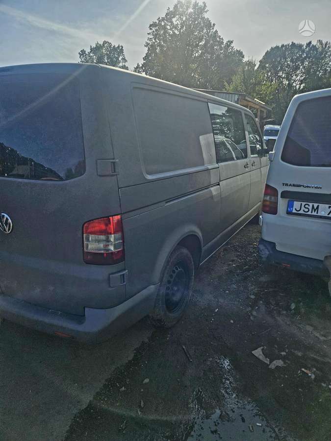 Volkswagen Transporter 2011 — engine 2000 cm³, 140 HP (103kW)