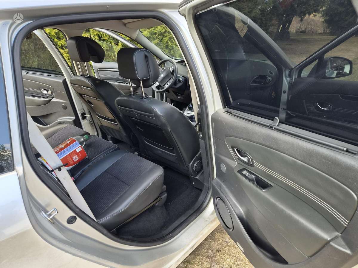 Renault Grand 2011 — photo 10