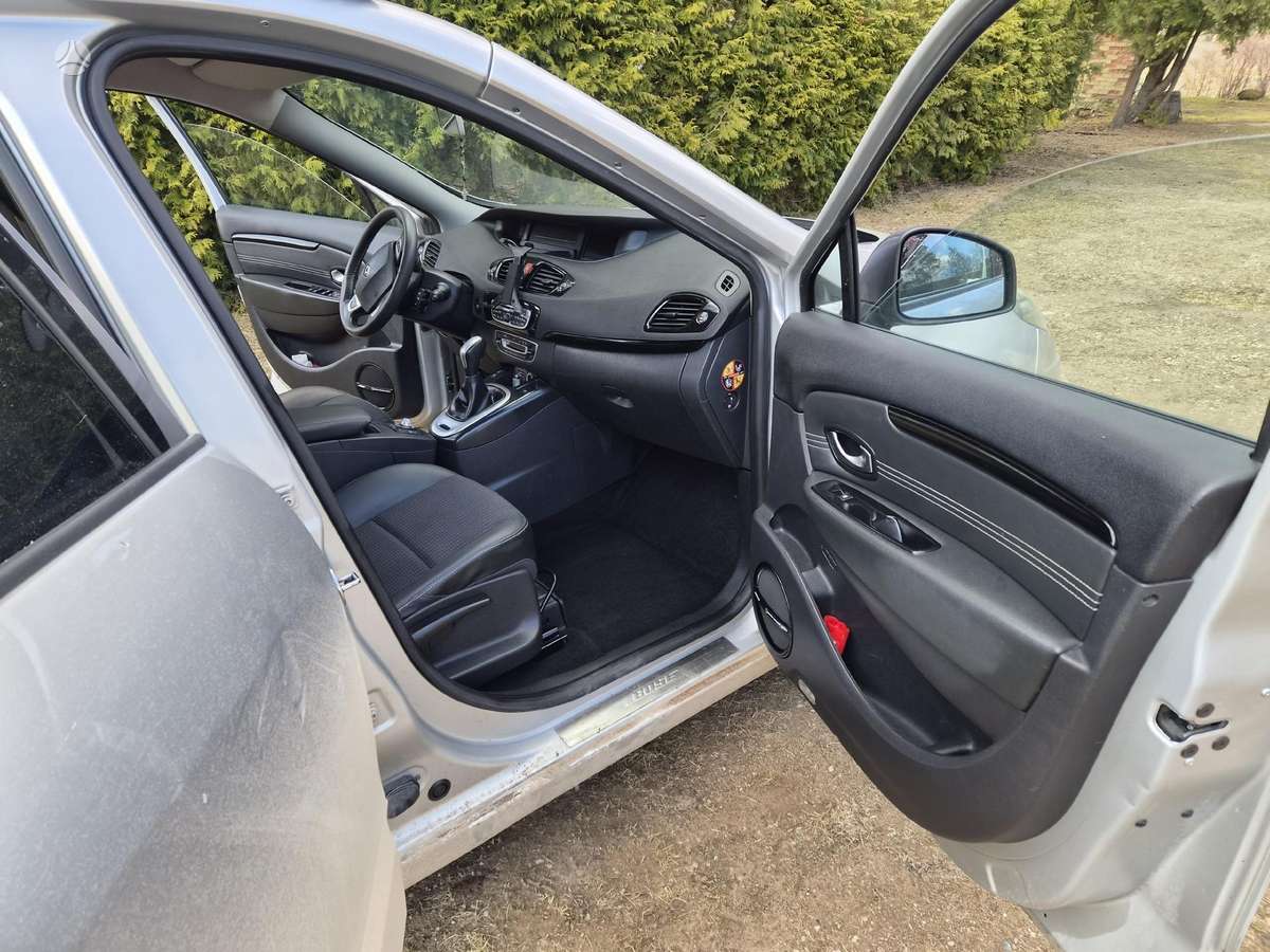 Renault Grand 2011 — photo 7