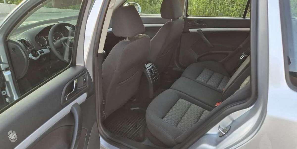 Skoda Octavia 2011 — photo 6