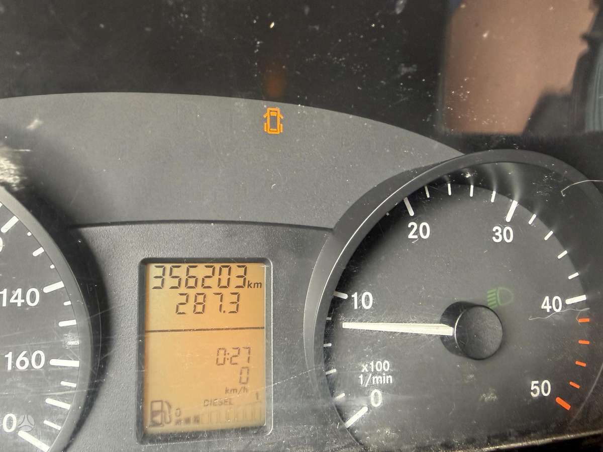Mercedes-Benz Sprinter 2011 — photo 6