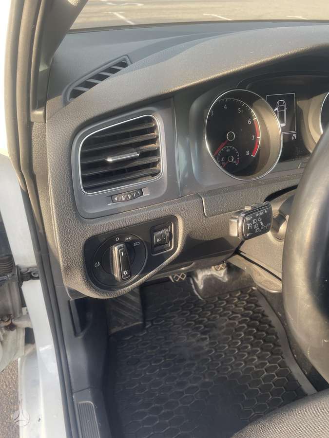 Volkswagen Golf 2013 — photo 7