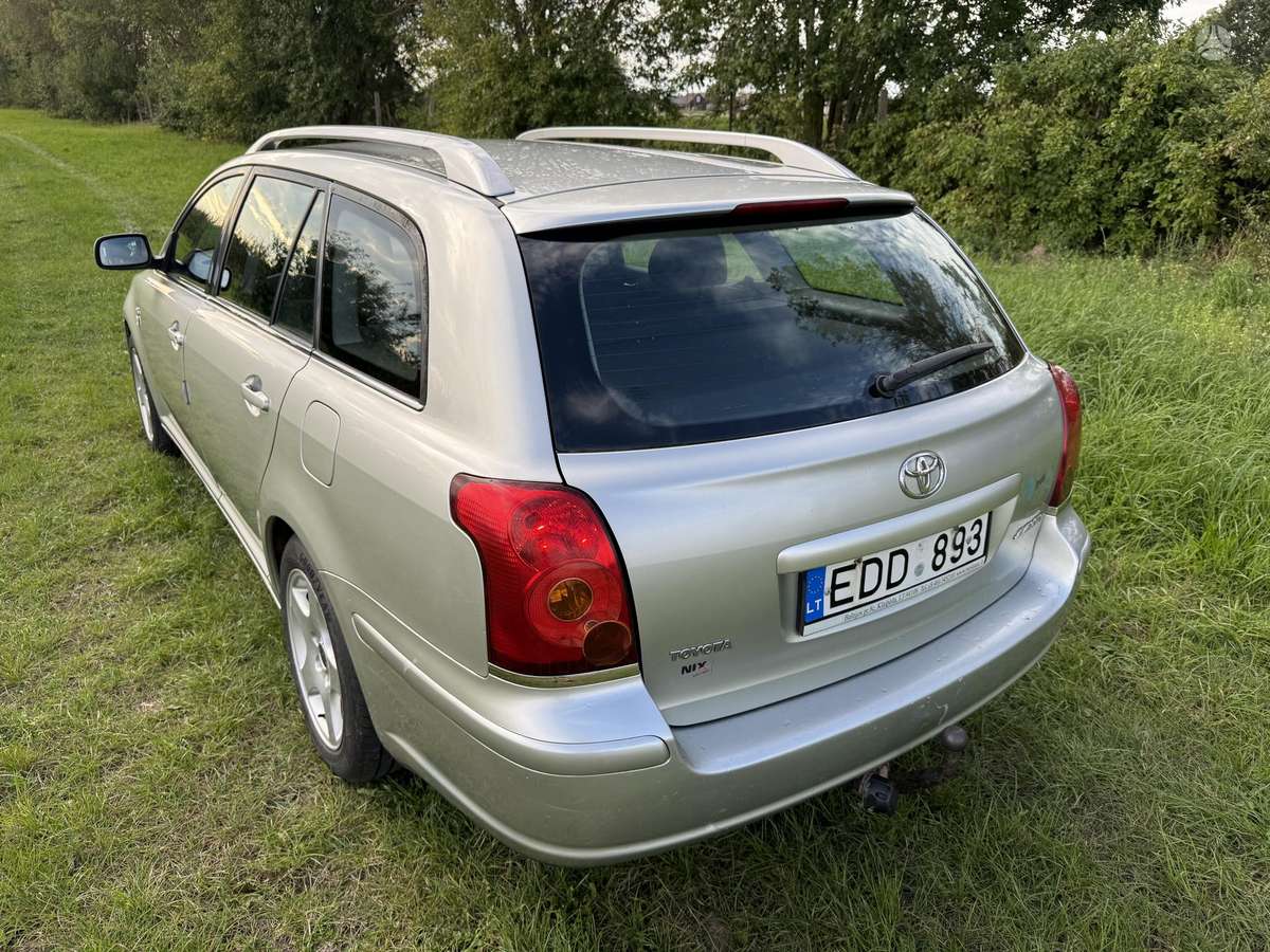 Toyota Avensis 2005 — photo 5